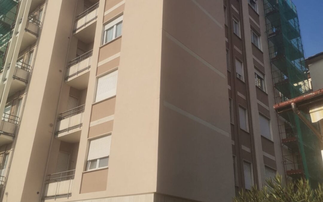 Condominio Varese, via Catalani
